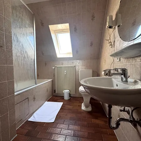 W&p Living Zi 4 Braeustueble 2 2og R Lägenhet